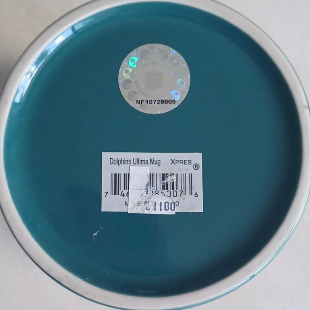 NFL Miami Dolphins Vintage 3D Sculpted Ultima 16 Oz Coffee Mug - Picture 13 of 13